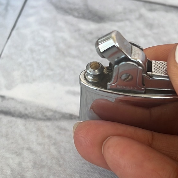 Vintage 1950’s EXCELLO cigarette lighter HTF - Picture 6 of 9
